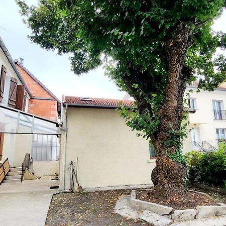 Le Royal, Proche Paris & Disney Noisy-le-Grand Bagian luar foto